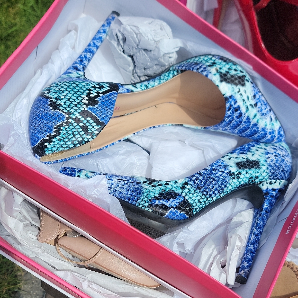 Blue Snake Print High Heels